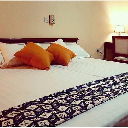 Mikaddo City Inn Kumasi Exterior photo